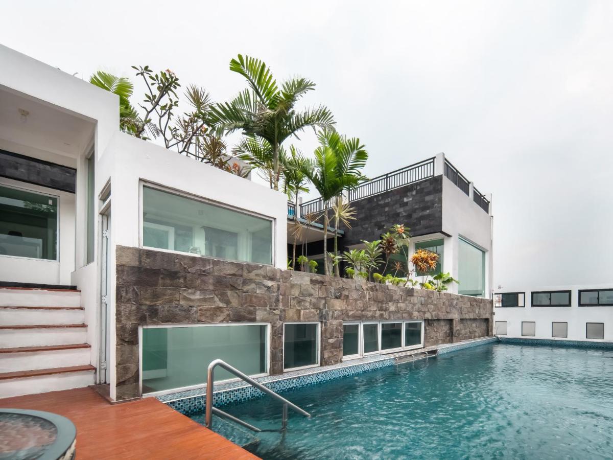 Cove Taman Aparthotel Jacarta Exterior foto